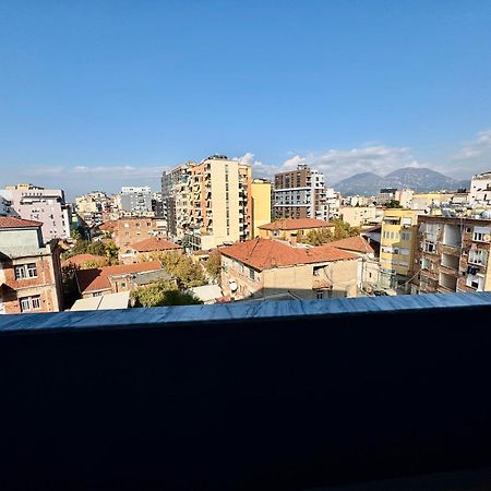 New Bazaar Cozy Apartment 2 Dajti View ティラナ エクステリア 写真