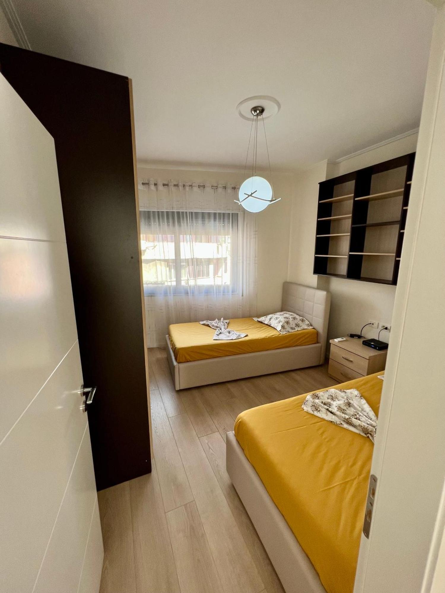 New Bazaar Cozy Apartment 2 Dajti View ティラナ エクステリア 写真