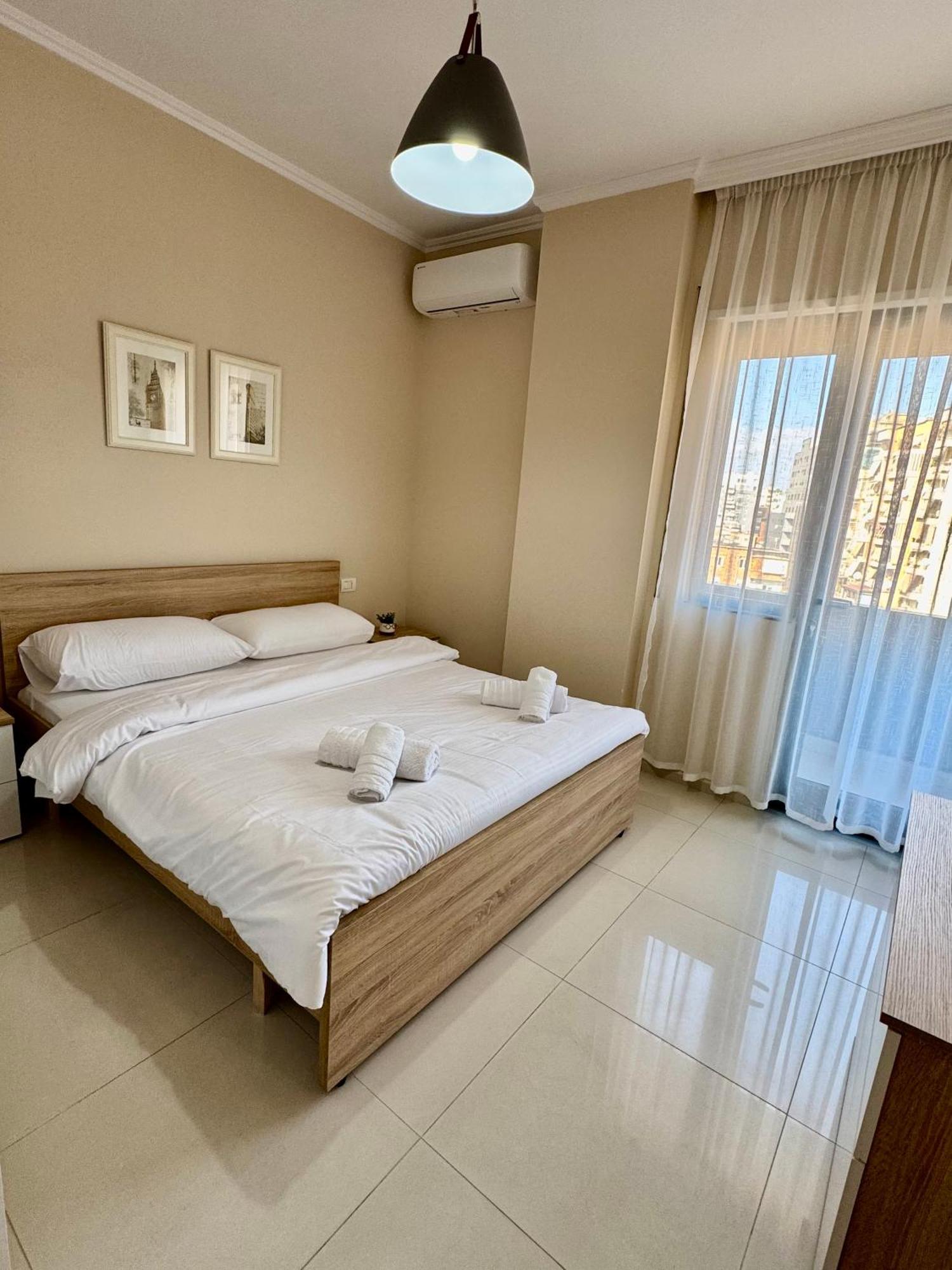 New Bazaar Cozy Apartment 2 Dajti View ティラナ エクステリア 写真